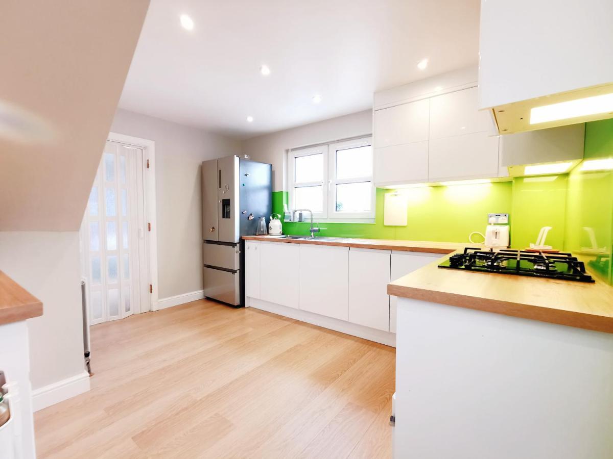 Modern And Spacious Double&King Bedrooms Both With Private Bathrooms Edinburgh Buitenkant foto