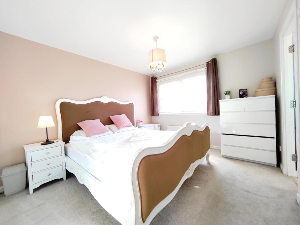 Modern And Spacious Double&King Bedrooms Both With Private Bathrooms Edinburgh Buitenkant foto